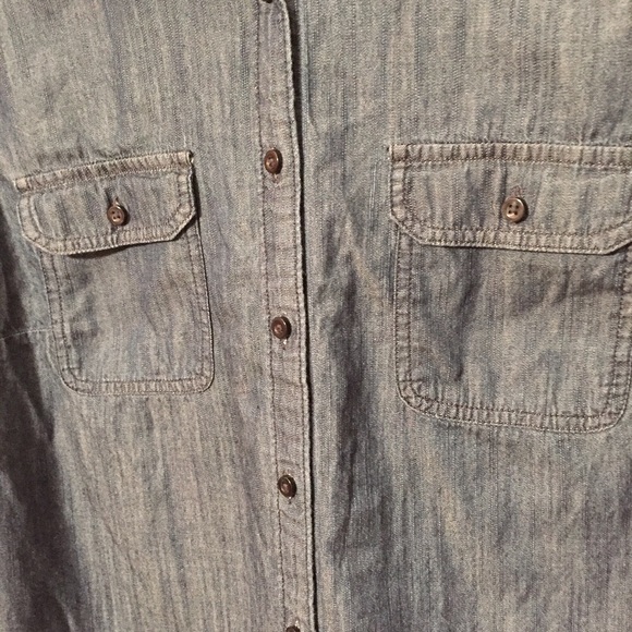 St. John’s Bay Chambray Button Down Shirt - Picture 2 of 5